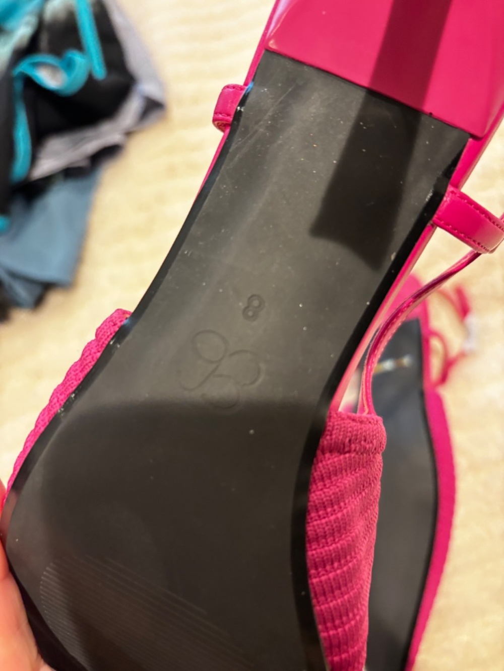 Cost Island Heels - Picture 4 of 4